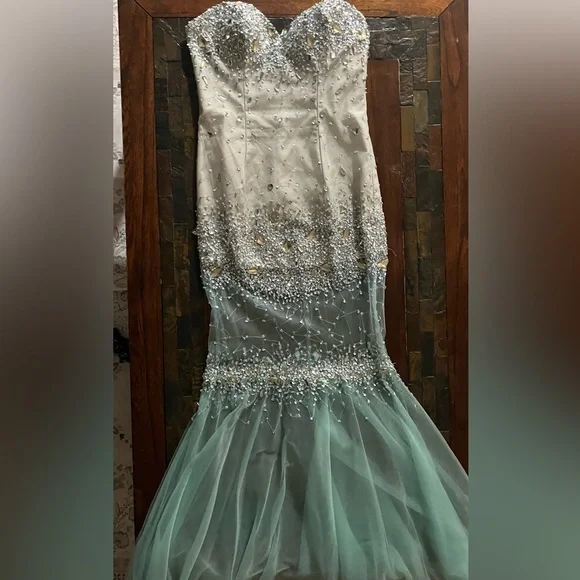 Terani Couture Strapless Beaded Dress in Cream and Green - Picture 7 of 9